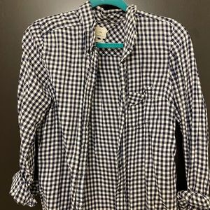 GAP BUTTON DOWN TOP